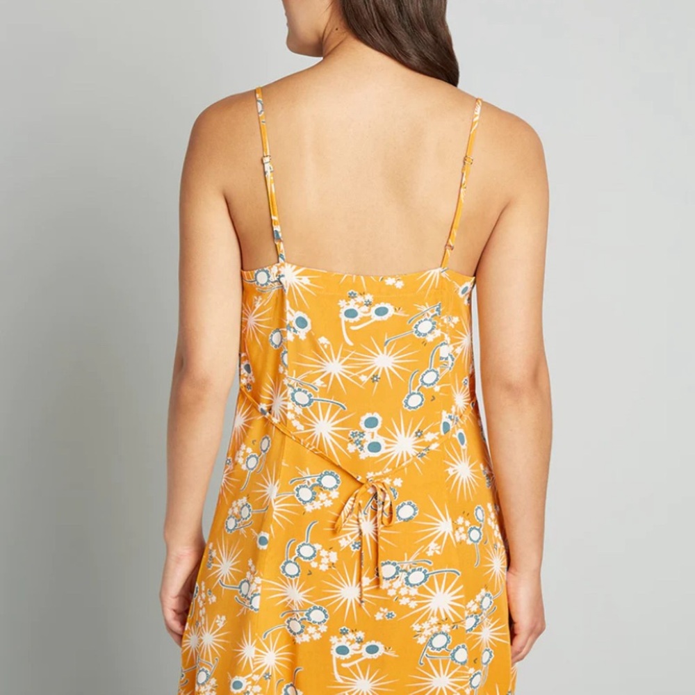 ModCloth On Cloud Nineties Shift Dress | Size Large - Picture 4 of 5
